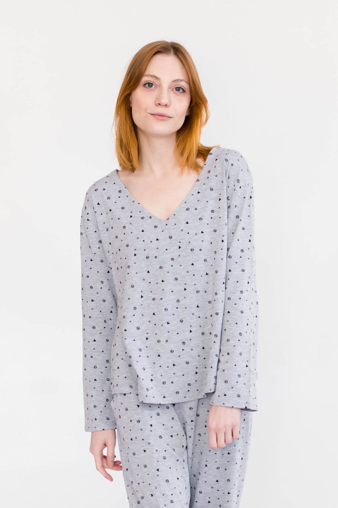 Jamie V-Neck Sleep Top | Light Grey Allover Print
